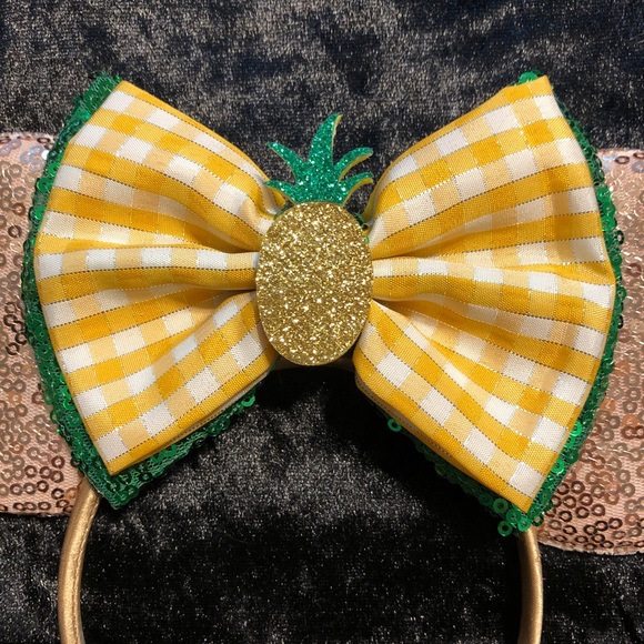 SOLD!!! Handmade Dole Whip Inspired Minnie Ears - Picture 2 of 4
